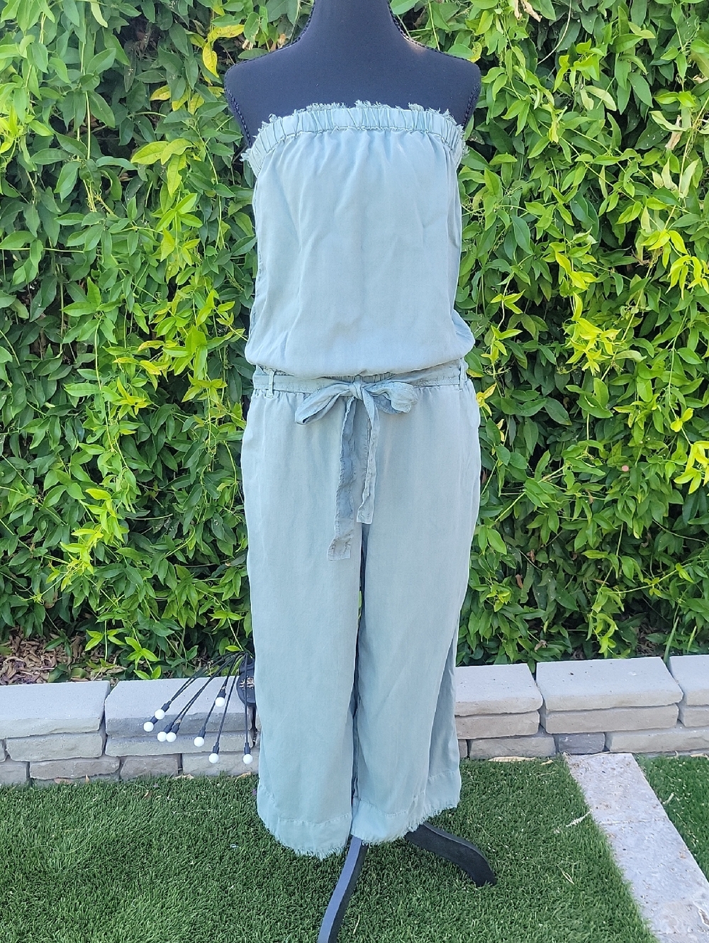 cloth & stone Green Strapless Elastic Waist Frayed Crop Wide-Leg Romper L